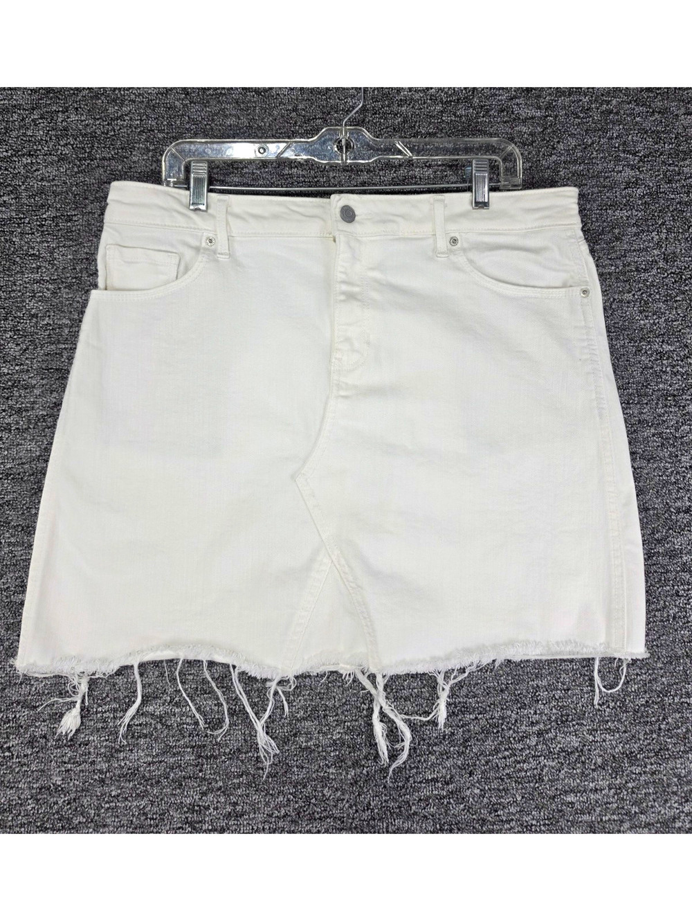 Old Navy Women's White Denim Mini Skirt Mid Rise Button Pockets Stretch 14